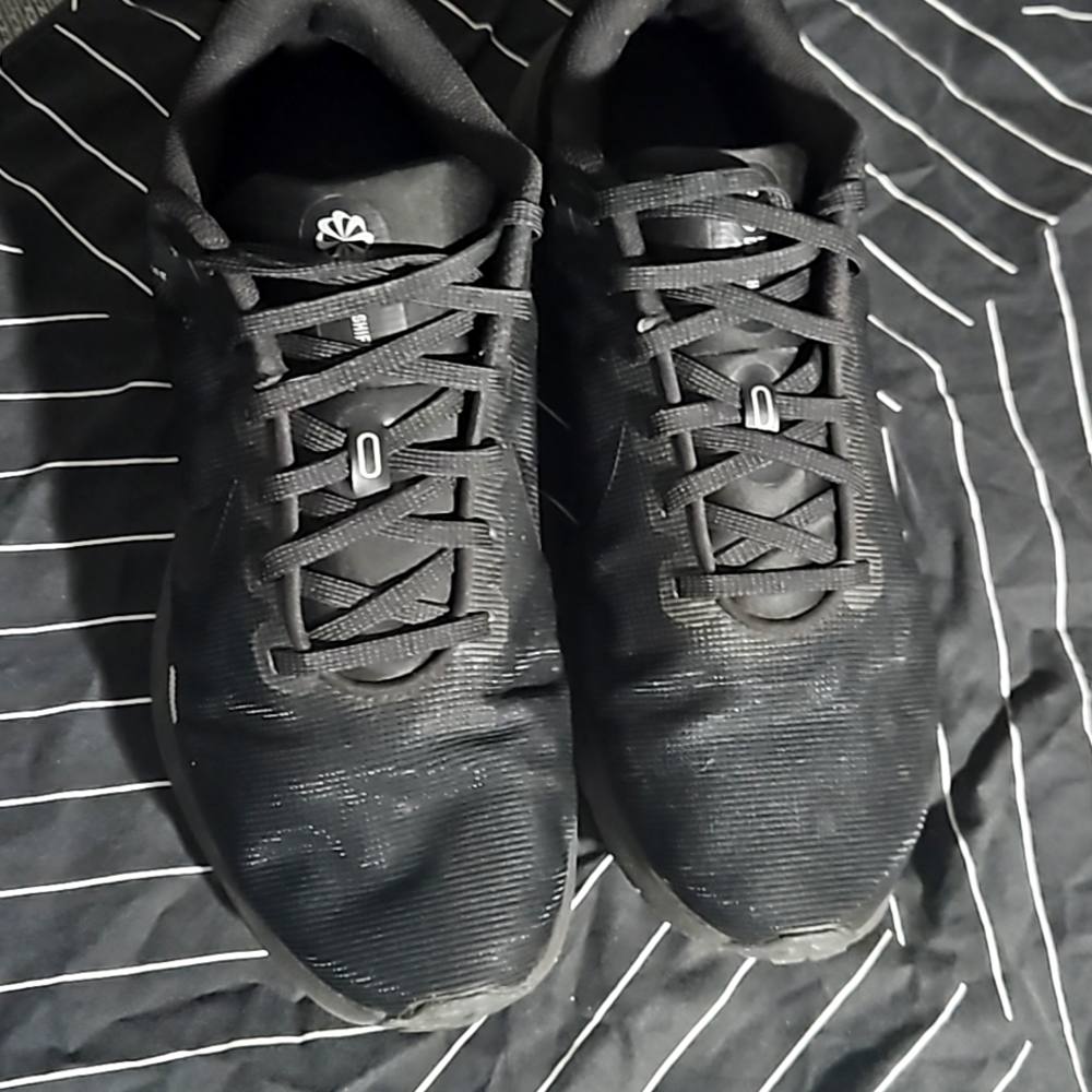 Nike Downshifter 12 ,  size 10, Black